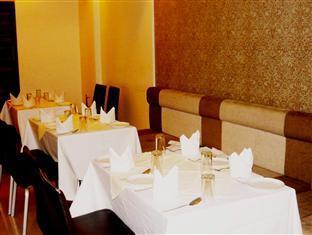 Hotel Tanish Residency Navi Mumbai Exterior foto